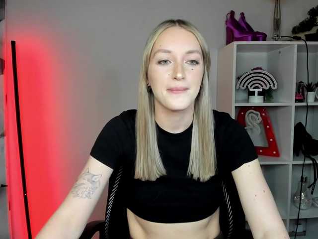 EvelynBlond