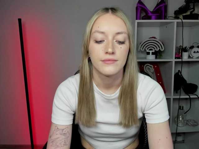 Preview of evelynblond26