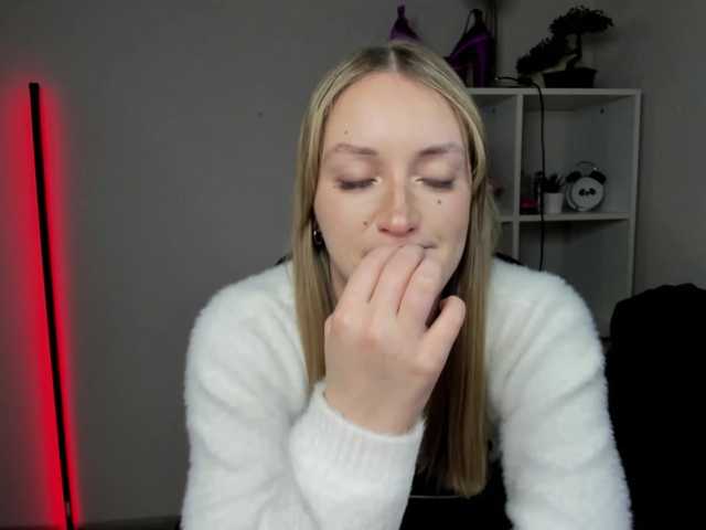 Preview of evelynblond26