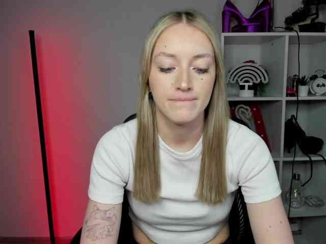 EvelynBlond EvelynBlond