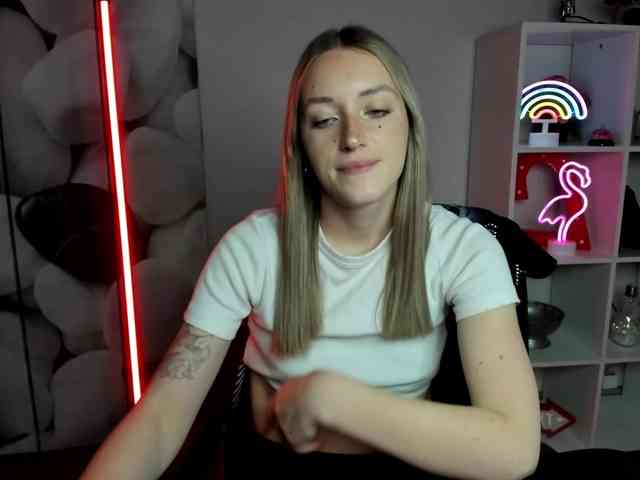 EvelynBlond EvelynBlond