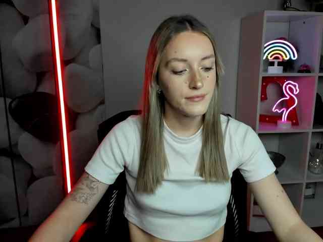 EvelynBlond EvelynBlond