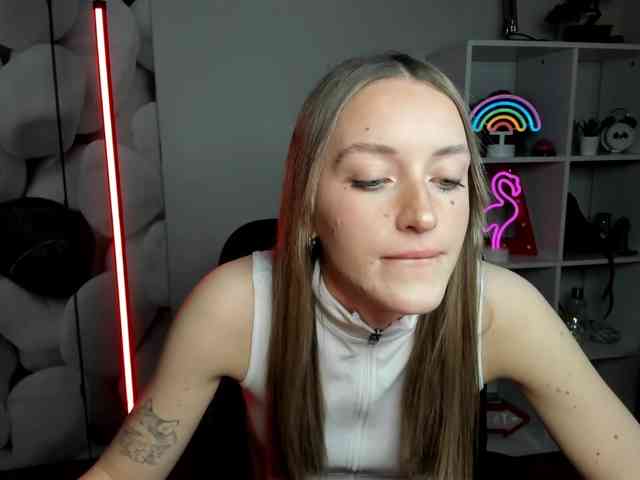 EvelynBlond EvelynBlond