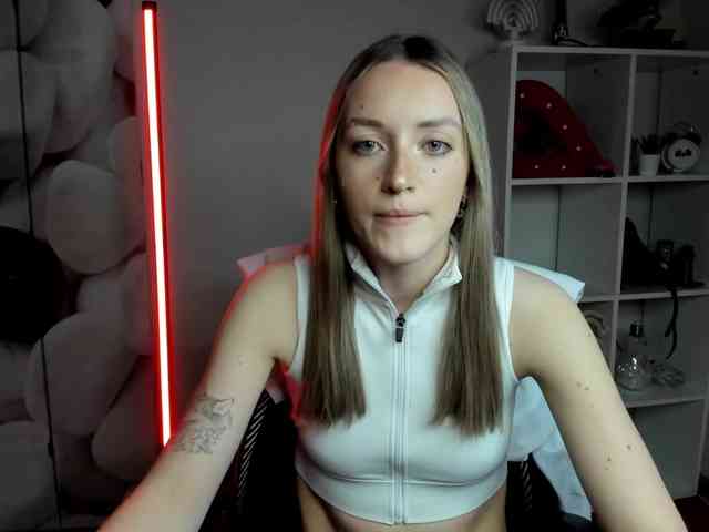 EvelynBlond EvelynBlond