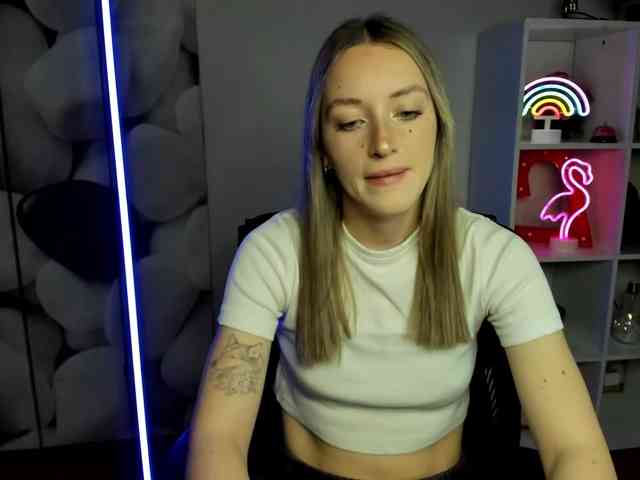 EvelynBlond EvelynBlond