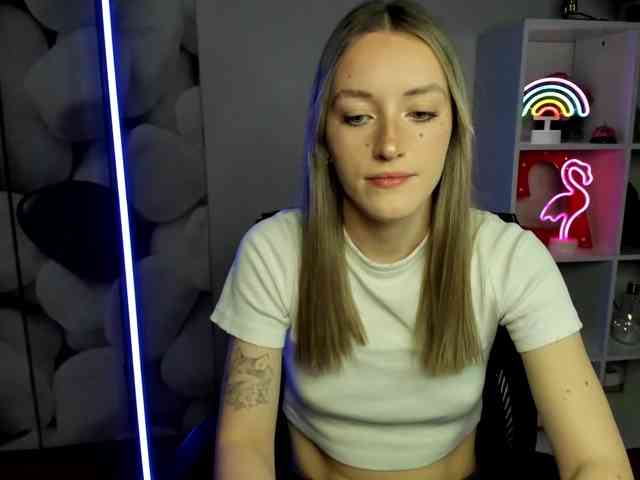 EvelynBlond EvelynBlond