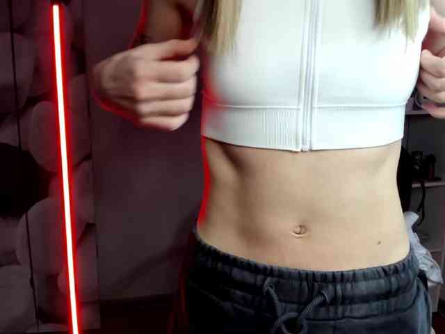 EvelynBlond EvelynBlond