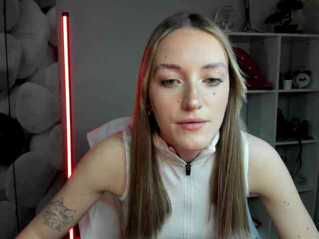 EvelynBlond EvelynBlond