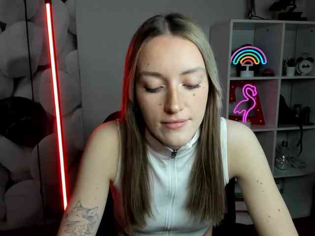 EvelynBlond EvelynBlond