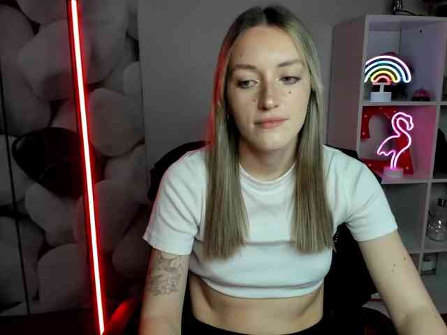 EvelynBlond EvelynBlond