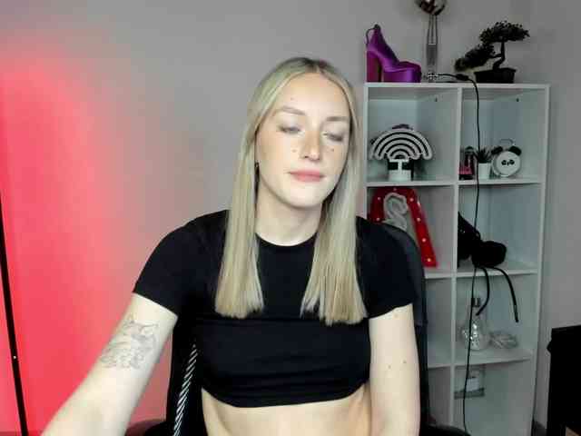 EvelynBlond EvelynBlond