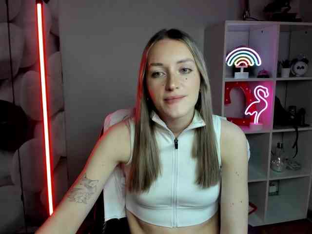 EvelynBlond EvelynBlond