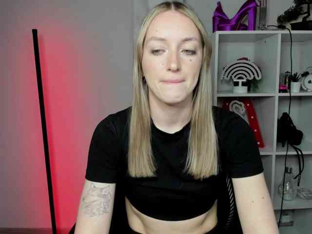 EvelynBlond EvelynBlond