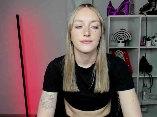 EvelynBlond EvelynBlond