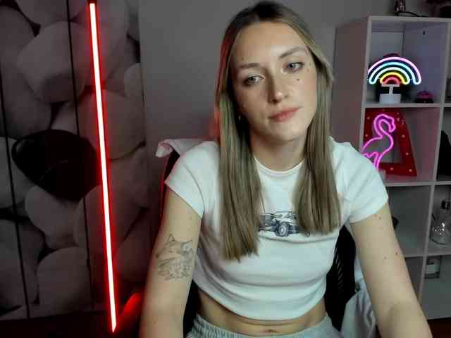 EvelynBlond EvelynBlond