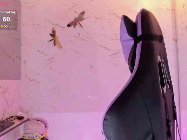 SaraLondon13 SaraLondon13