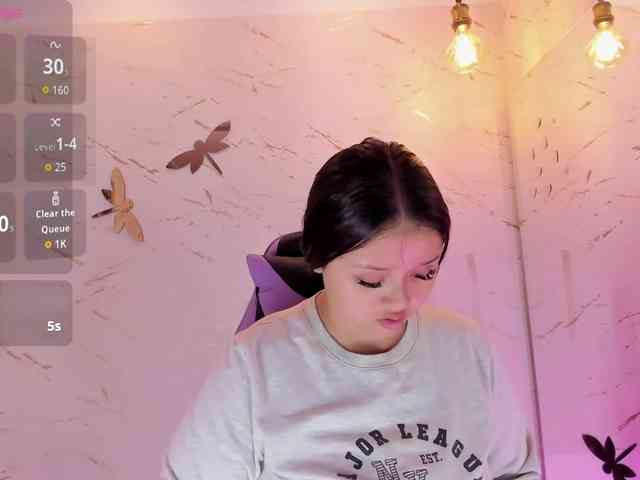 SaraLondon13 SaraLondon13