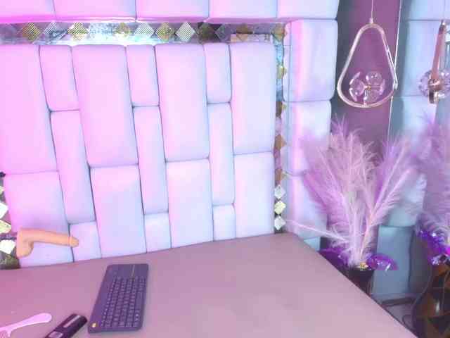 SaraLondon13 SaraLondon13