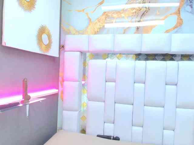 SaraLondon13 SaraLondon13