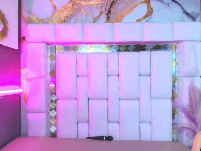 SaraLondon13 SaraLondon13