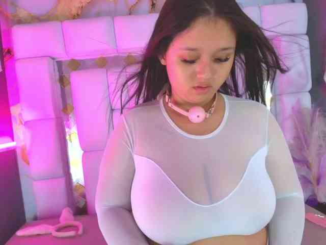 SaraLondon13 SaraLondon13