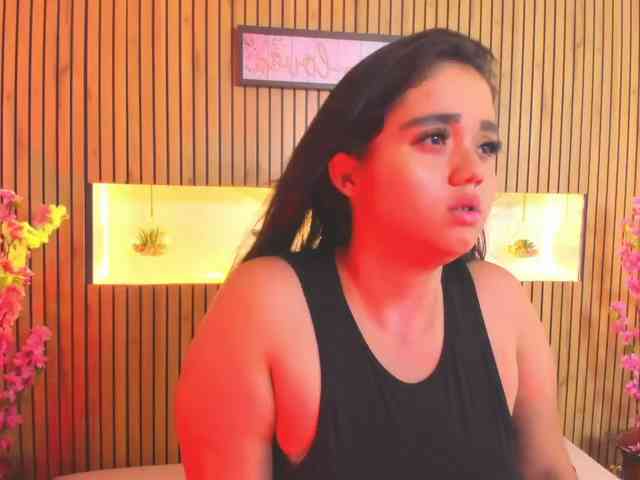 SaraLondon13 SaraLondon13