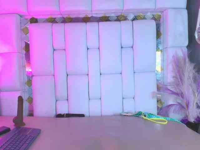 SaraLondon13 SaraLondon13