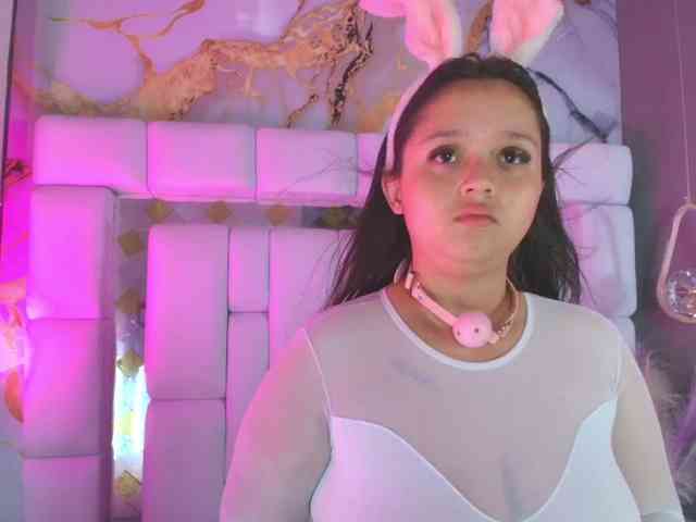 SaraLondon13 SaraLondon13