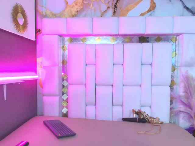 SaraLondon13 SaraLondon13