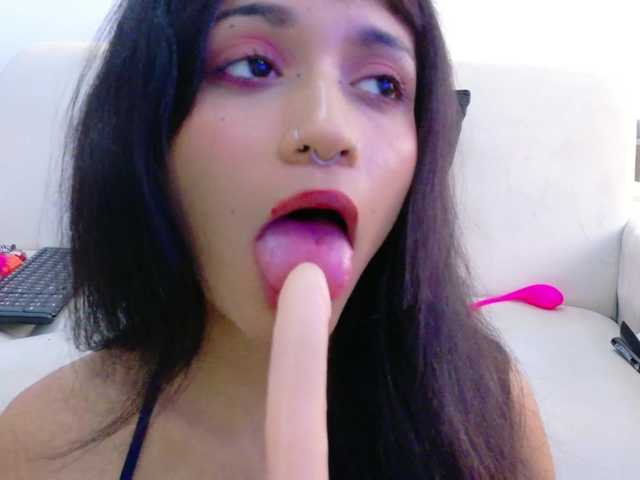 IrisSweety's BongaCams show and profile