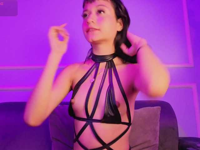 IrisSweety's BongaCams show and profile