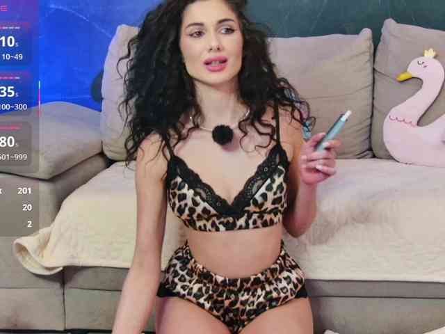 AlessiaDebbie AlessiaDebbie