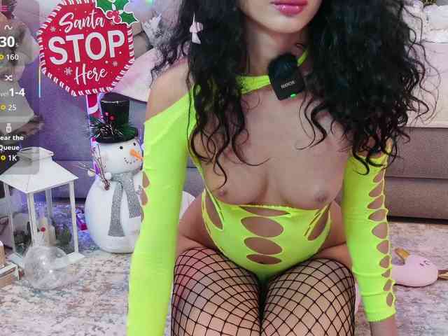 AlessiaDebbie AlessiaDebbie