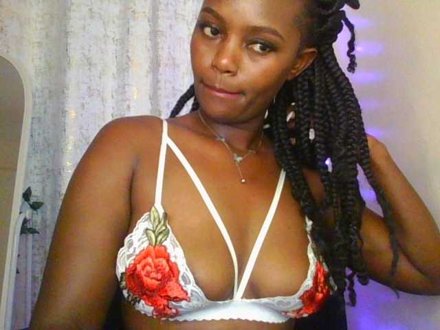 Merbles webcam bongacams model stream image