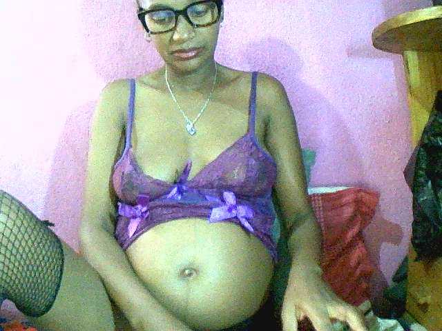 Profile and Statistics for Mynah on BongaCams