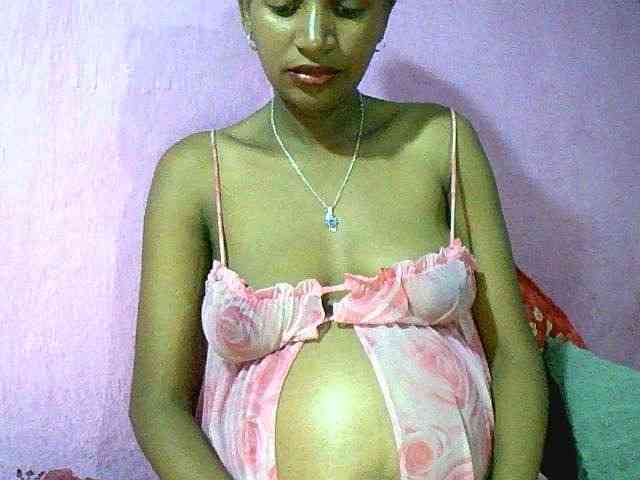 Mynah Live Webcam on BongaCams