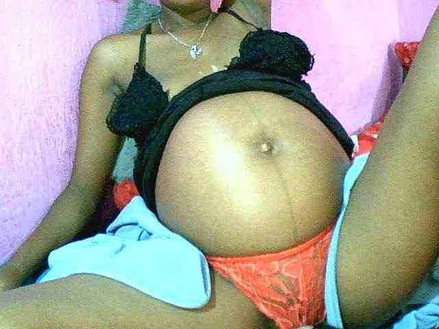 Mynah Live Webcam on BongaCams