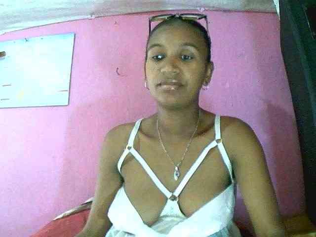 Mynah Live Webcam on BongaCams