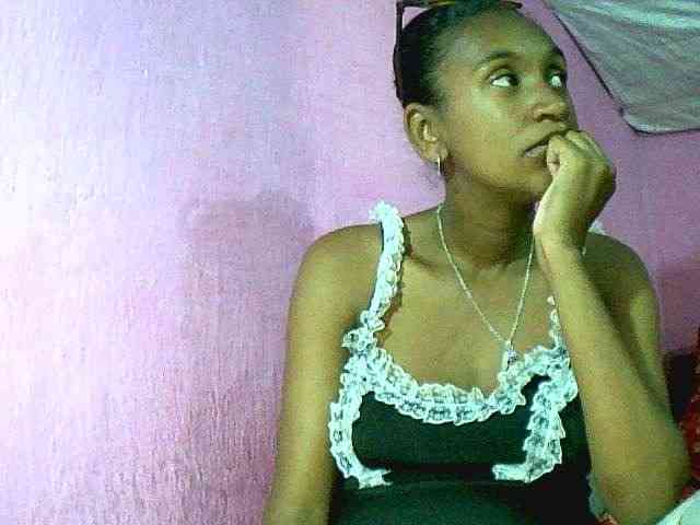 Mynah Live Webcam on BongaCams