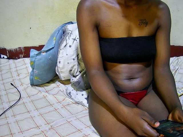 tiffany-coco broadcasting live