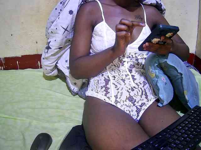 tiffany-coco tiffany-coco