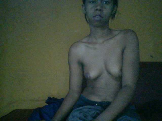 Kitaniah's BongaCams show and profile