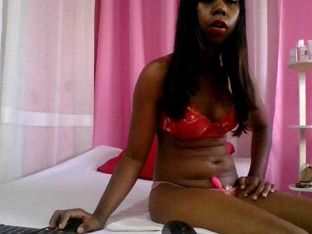 Kitaniah live cam profile