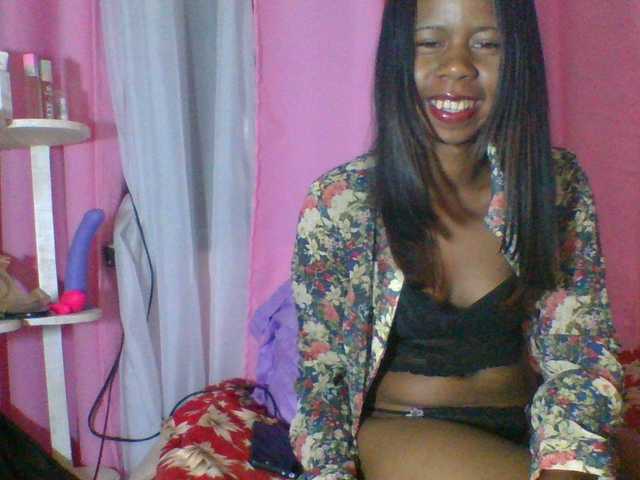 Kitaniah's BongaCams show and profile