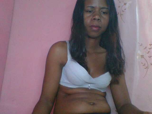 Kitaniah's BongaCams show and profile