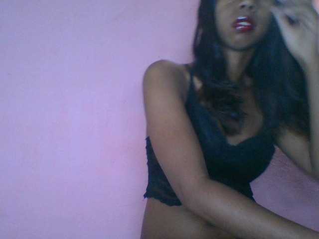 Kitaniah on BongaCams and RICams