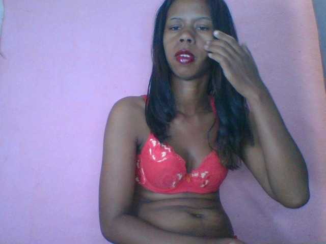 Kitaniah – webcam model profile photo