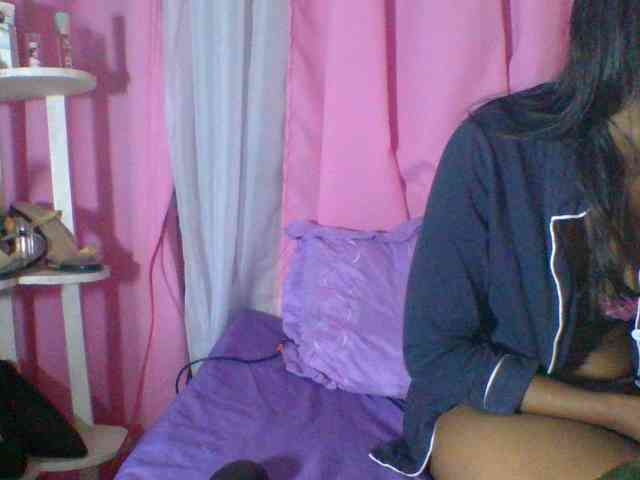 Kitaniah Live Webcam on BongaCams