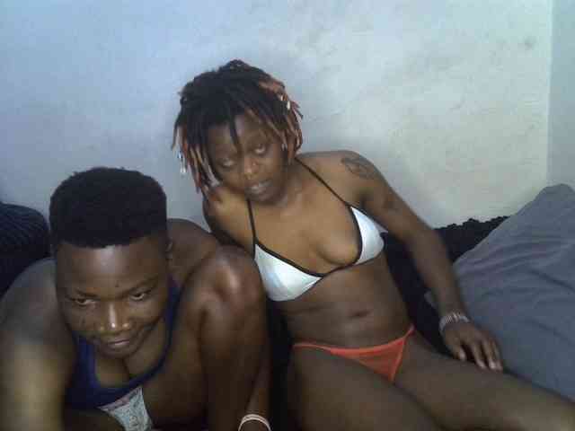 LovebirdsLive-1 webcam