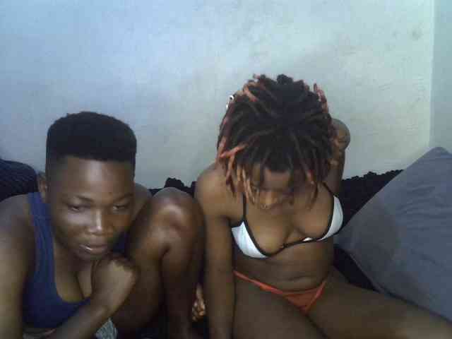 LovebirdsLive-1 webcam